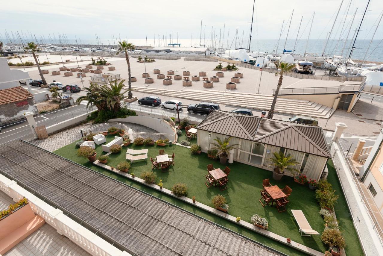 Residenza Santa Cecilia Aparthotel San Vincenzo Exterior photo